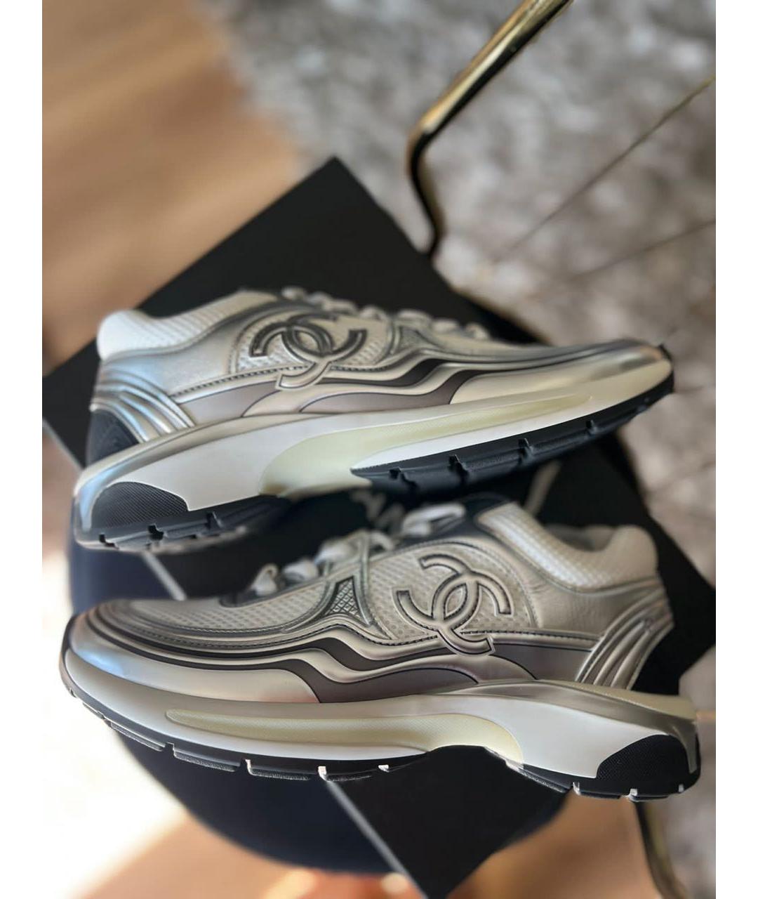 CHANEL PRE-OWNED Серебряные неопреновые кроссовки, фото 5