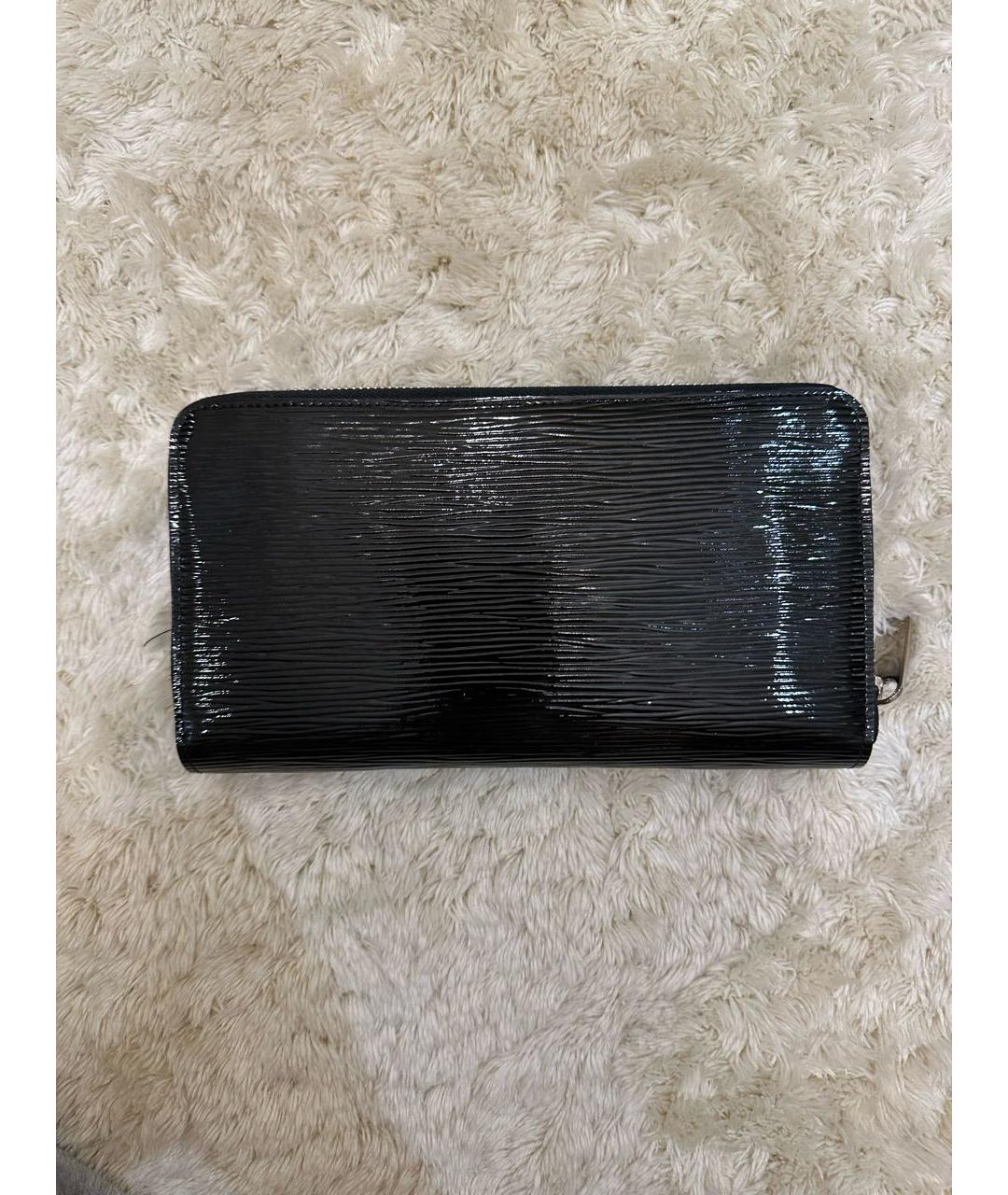 LOUIS VUITTON PRE-OWNED Черный кошелек из лакированной кожи, фото 2
