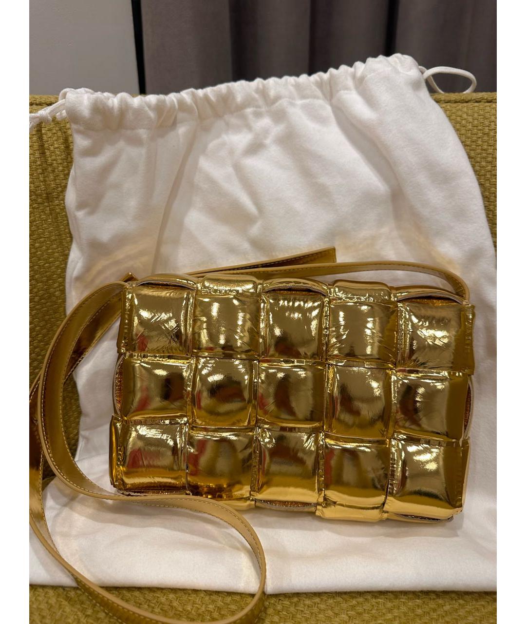 BOTTEGA VENETA Золотая кожаная сумка через плечо, фото 3