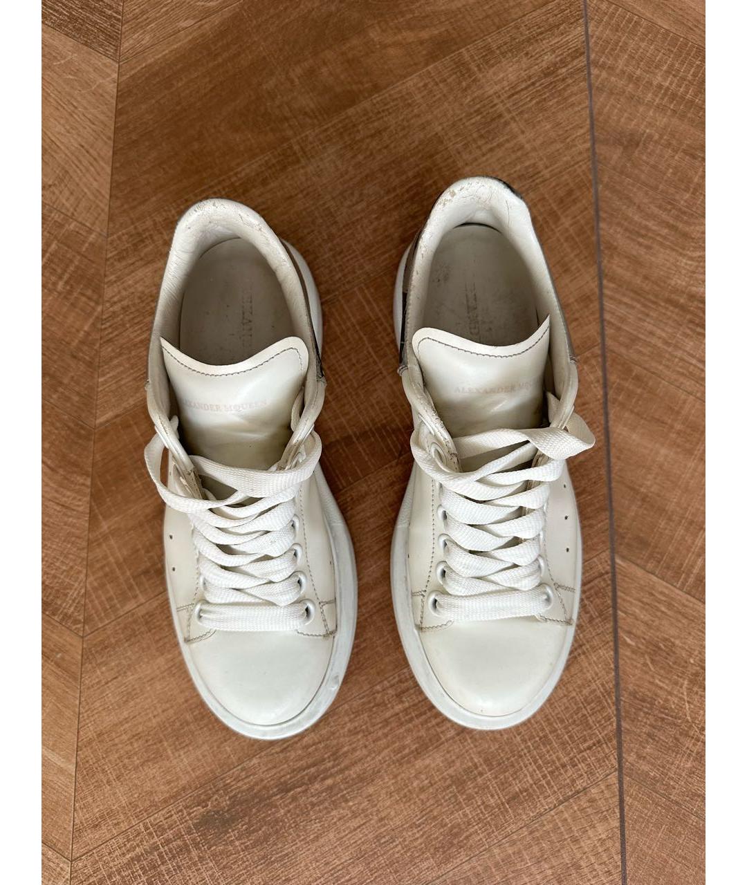 ALEXANDER MCQUEEN Белые кожаные кеды, фото 3