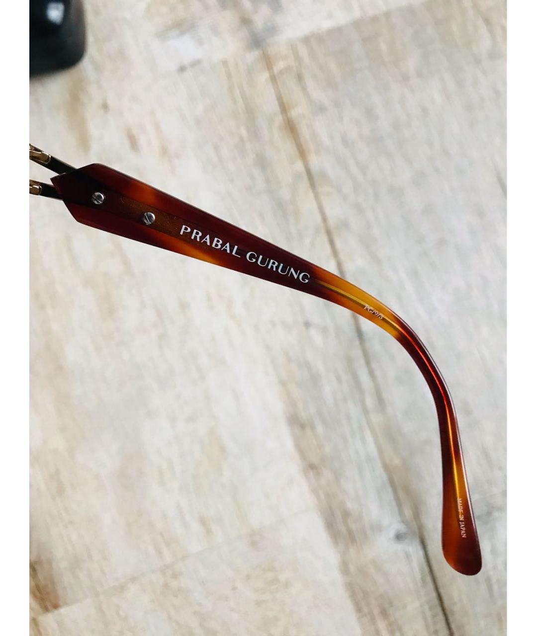 LINDA FARROW Коричневые пластиковые солнцезащитные очки, фото 5