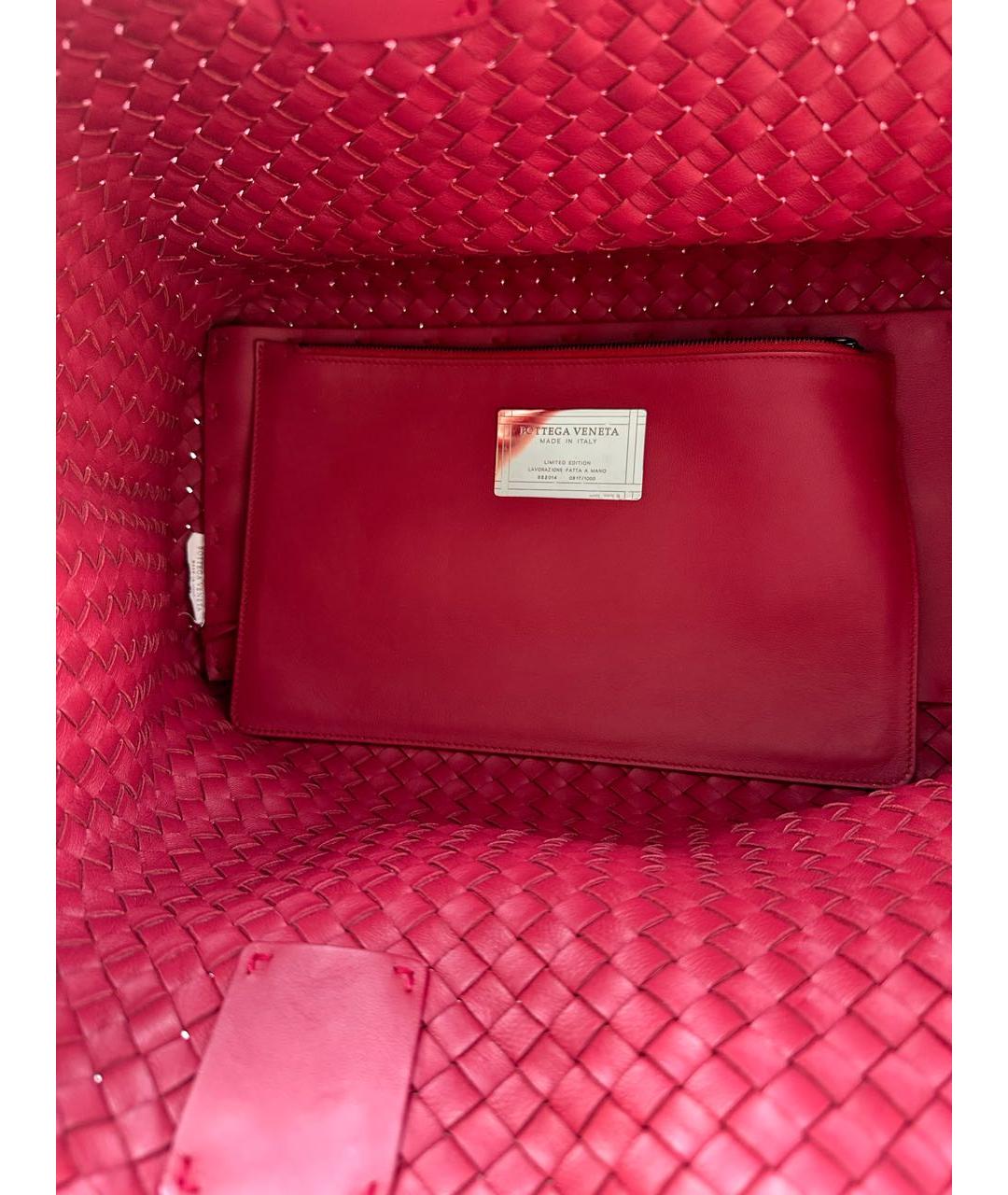 BOTTEGA VENETA Красная кожаная сумка с короткими ручками, фото 2