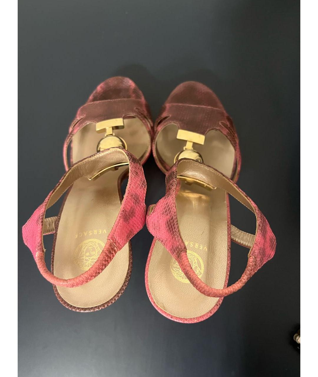 VERSACE Розовые кожаные босоножки, фото 3