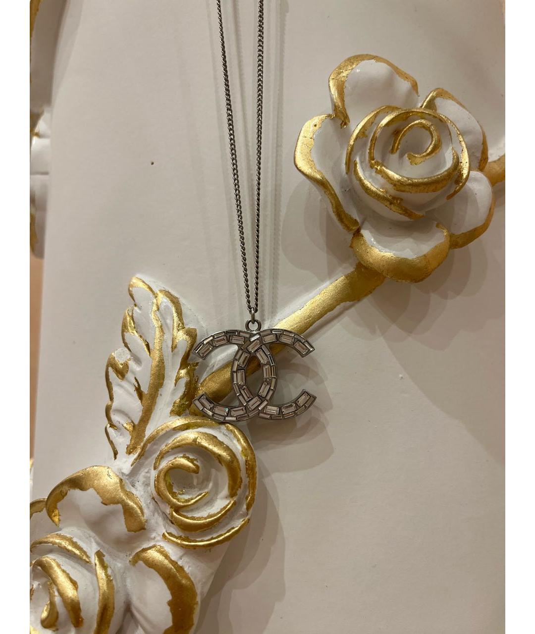 CHANEL Белая подвеска, фото 3