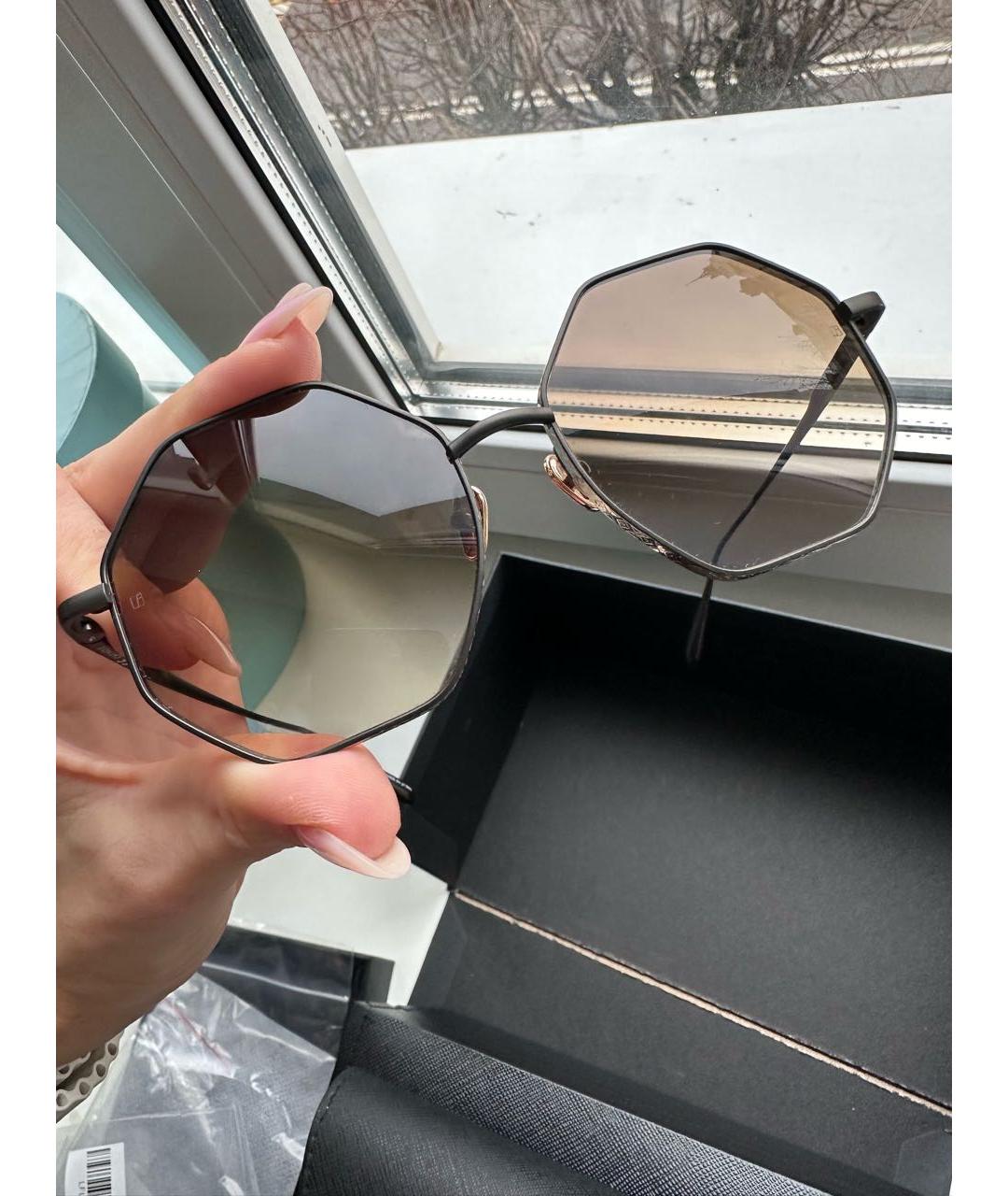 LINDA FARROW Черные металлические солнцезащитные очки, фото 3