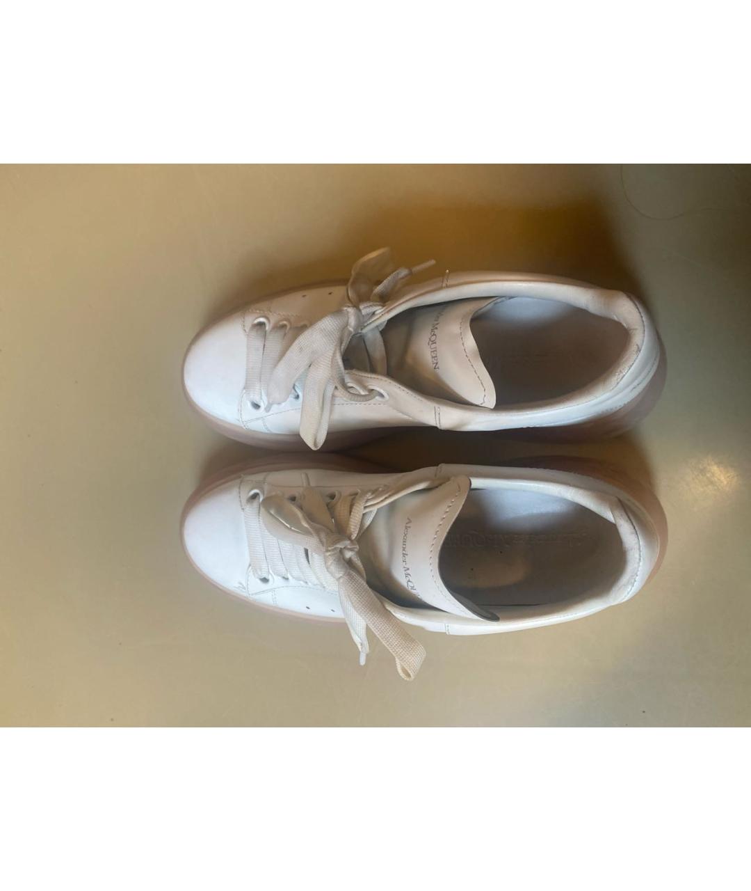 ALEXANDER MCQUEEN Белые кожаные кроссовки, фото 3