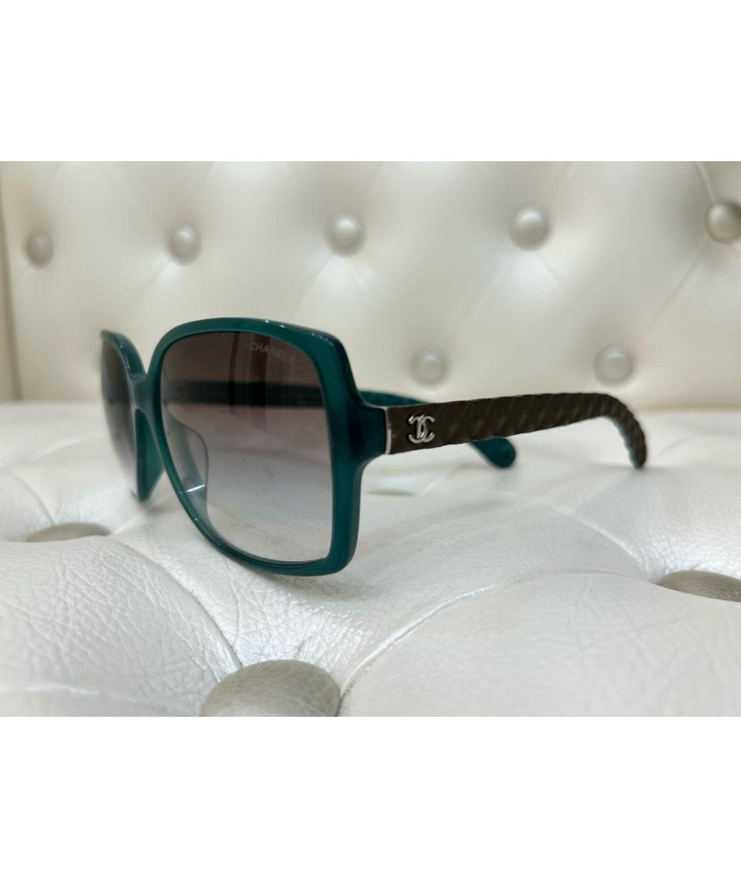 CHANEL PRE-OWNED Зеленые пластиковые солнцезащитные очки, фото 2