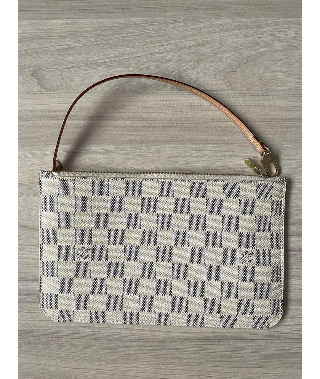 LOUIS VUITTON Белая косметичка, фото 7