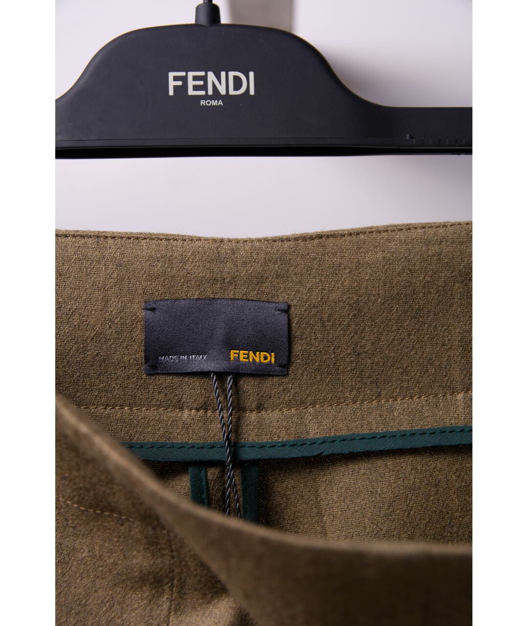 FENDI Хаки шерстяные шорты, фото 3