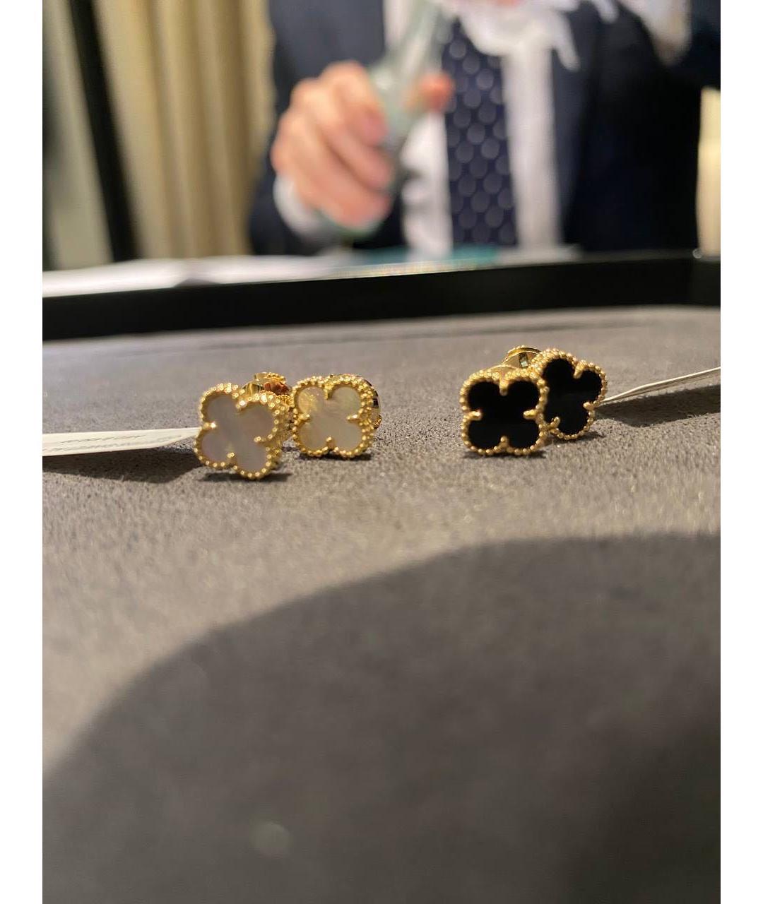 VAN CLEEF & ARPELS Белые серьги из желтого золота, фото 5