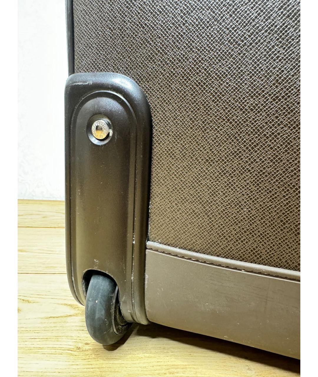 LOUIS VUITTON Коричневый кожаный чемодан, фото 8