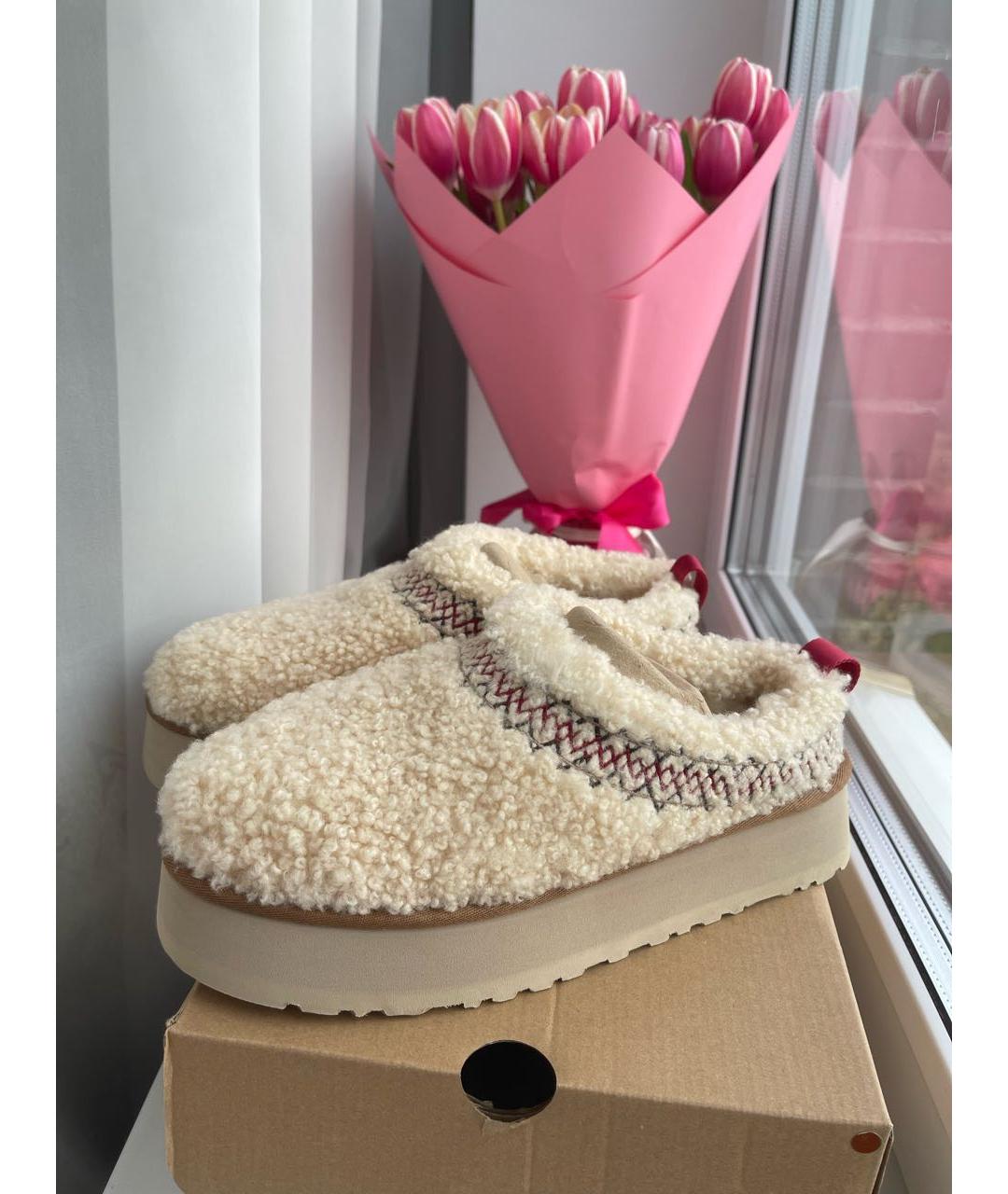 UGG AUSTRALIA Бежевые мюли, фото 2