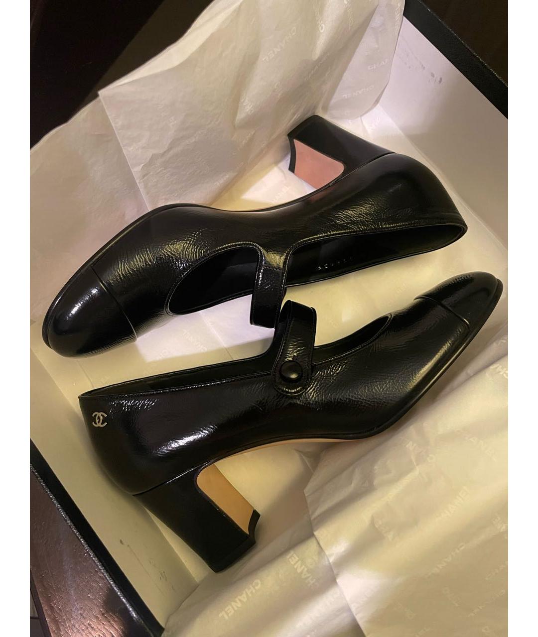 CHANEL Черные туфли из лакированной кожи, фото 5