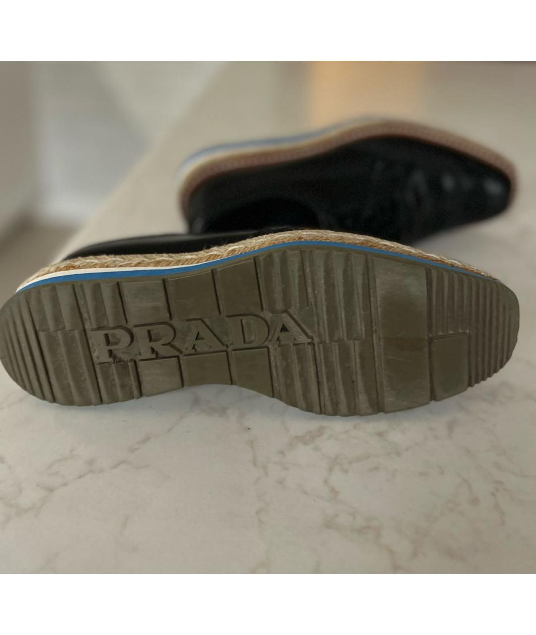 PRADA Черные кожаные лоферы, фото 4