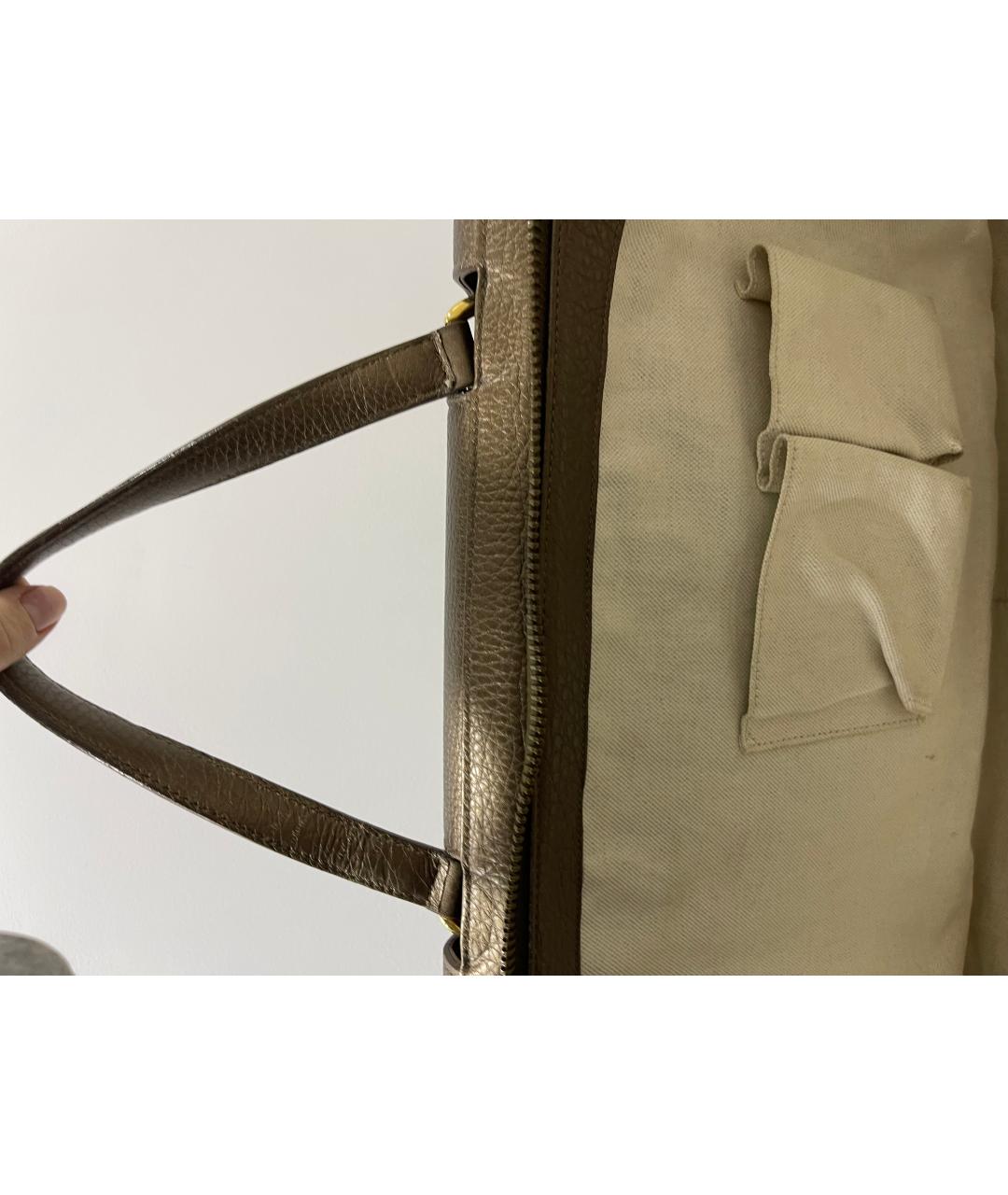 GUCCI Золотая сумка тоут из лакированной кожи, фото 5