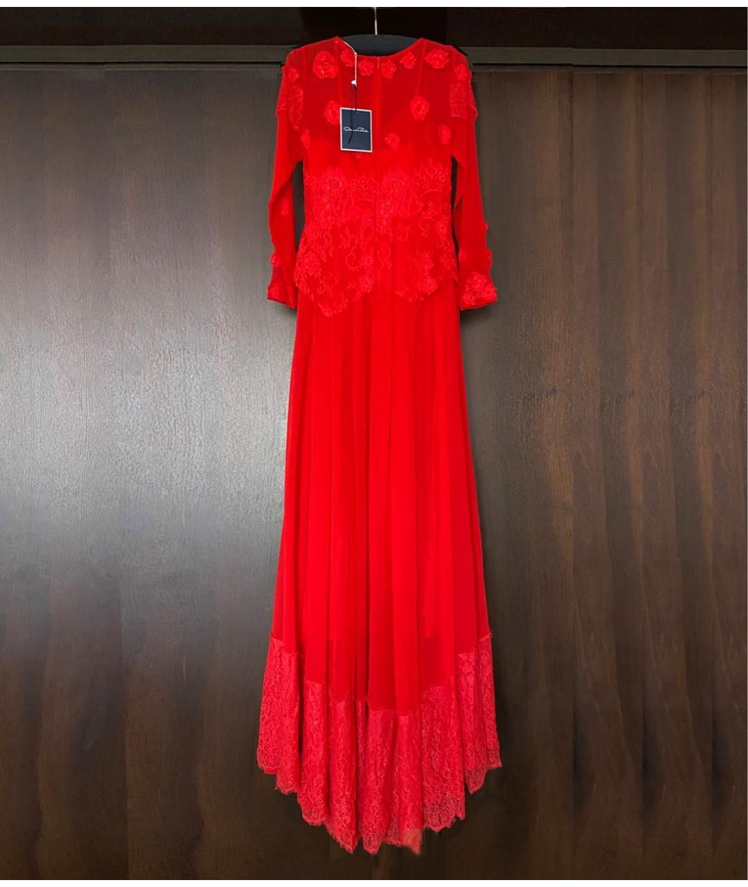 OSCAR DE LA RENTA Красное шелковое вечернее платье, фото 2