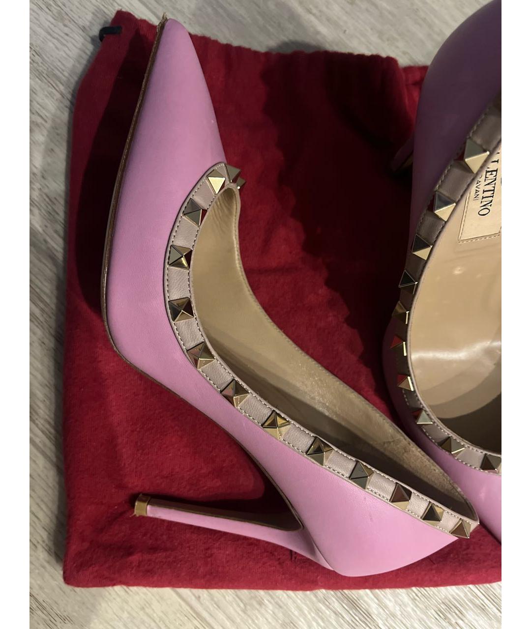 Valentino rockstud water store rose