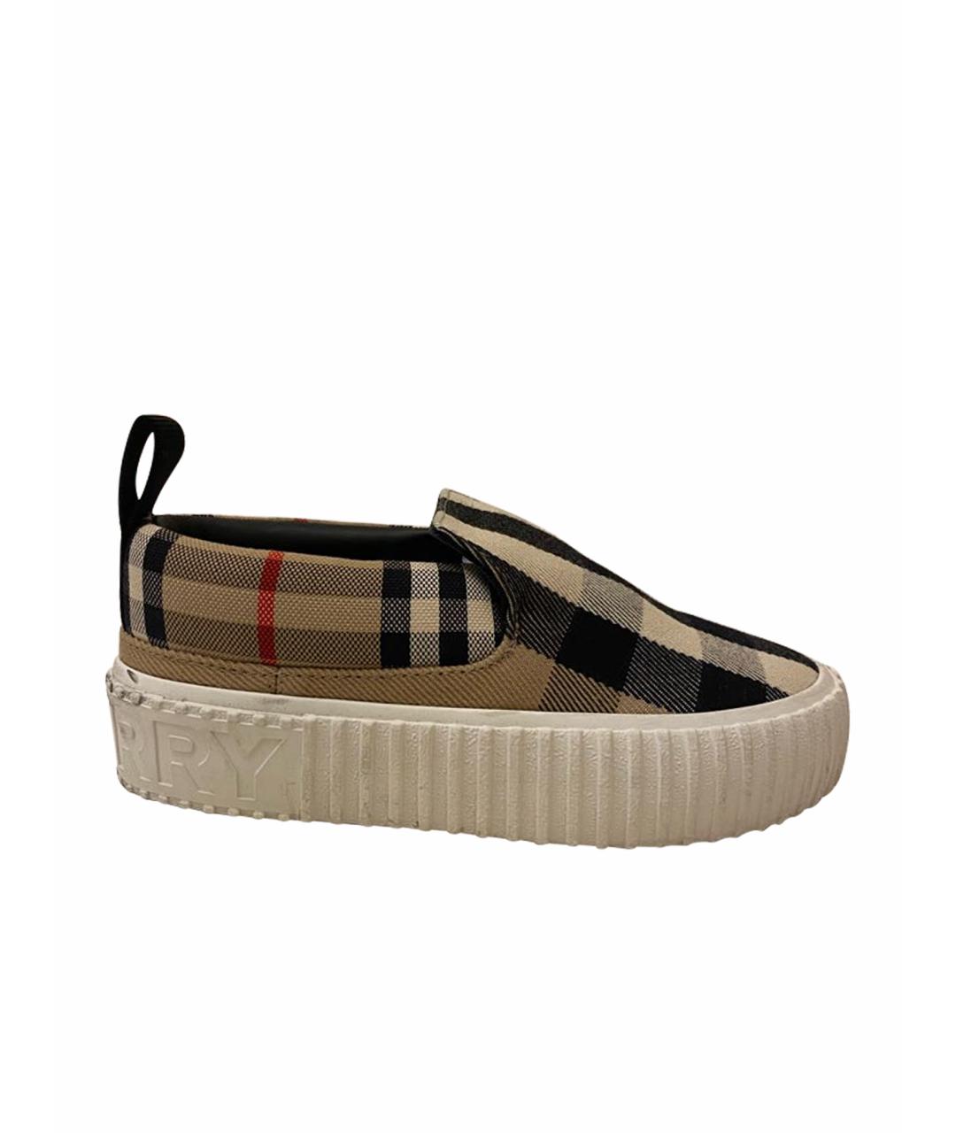 Burberry slip outlet on