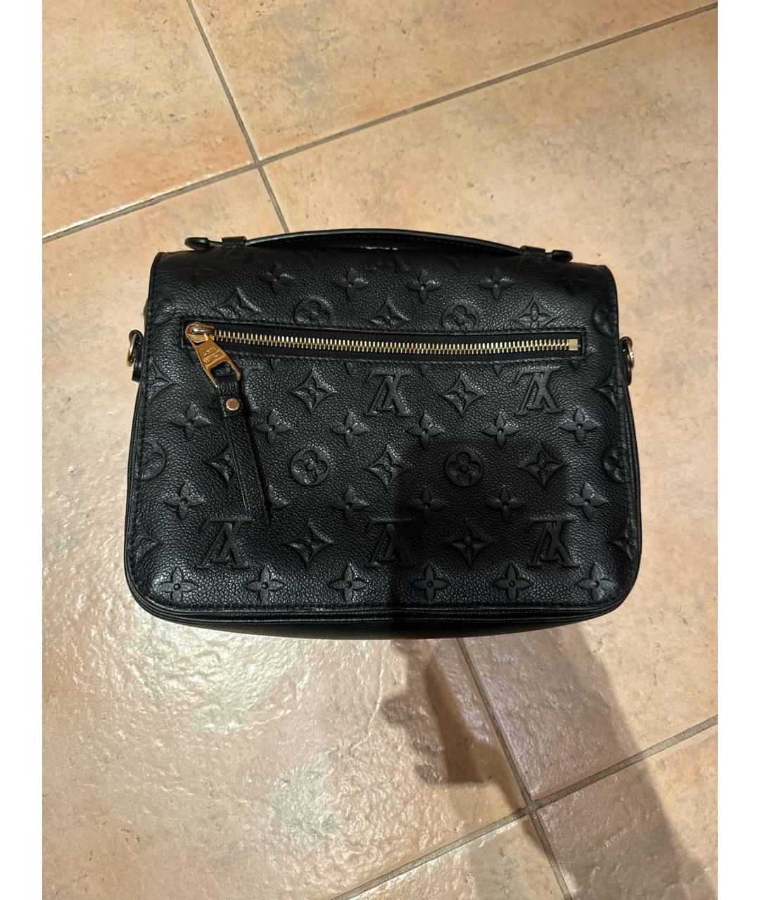 LOUIS VUITTON Черная кожаная сумка через плечо, фото 3