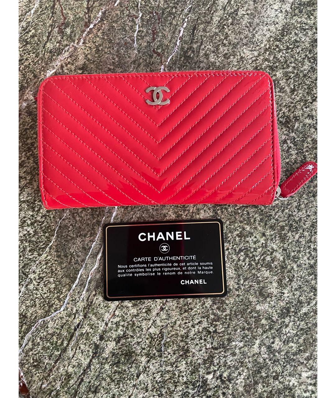 CHANEL PRE-OWNED Красный кошелек из лакированной кожи, фото 4