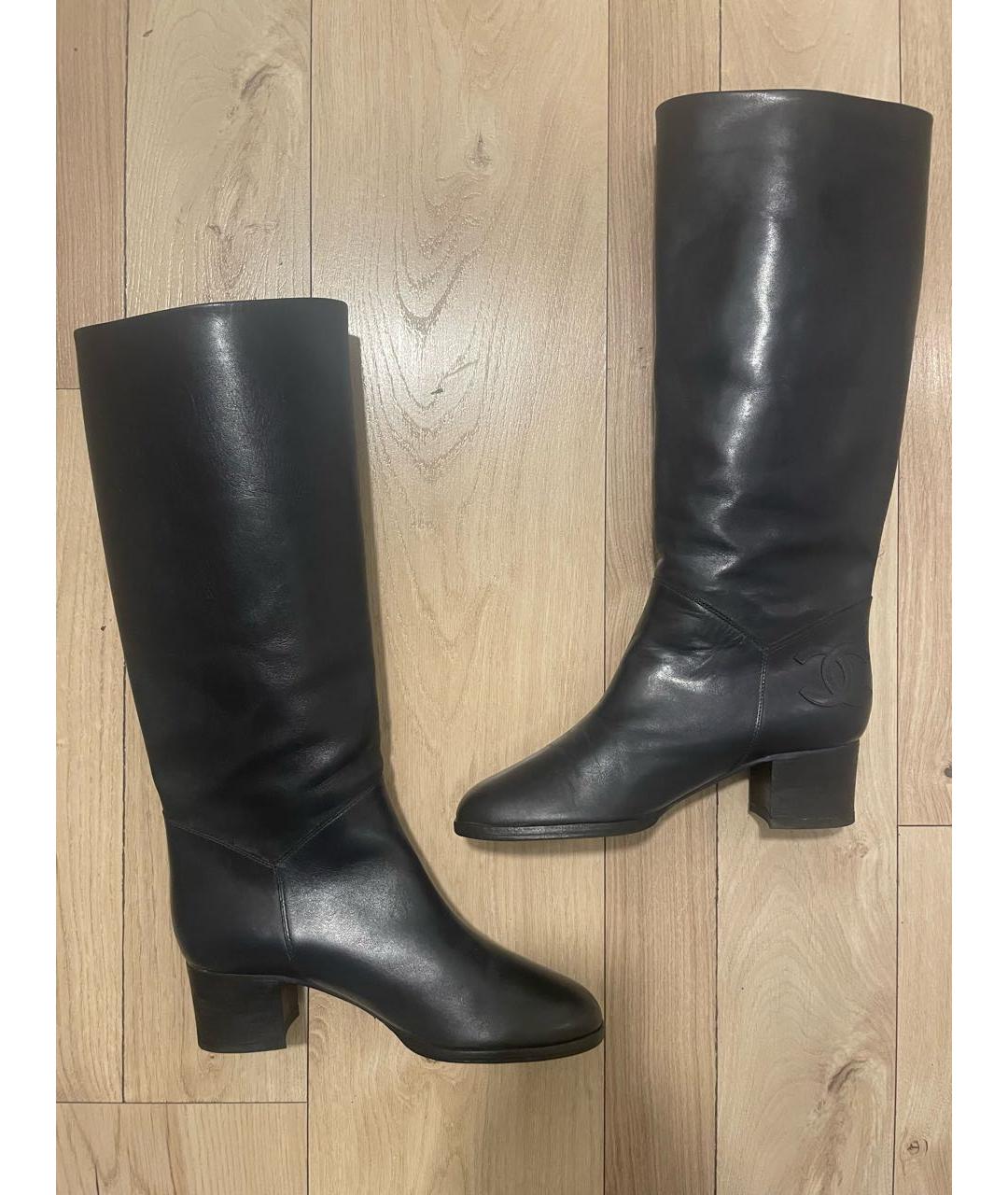 CHANEL Темно-синие кожаные сапоги, фото 9