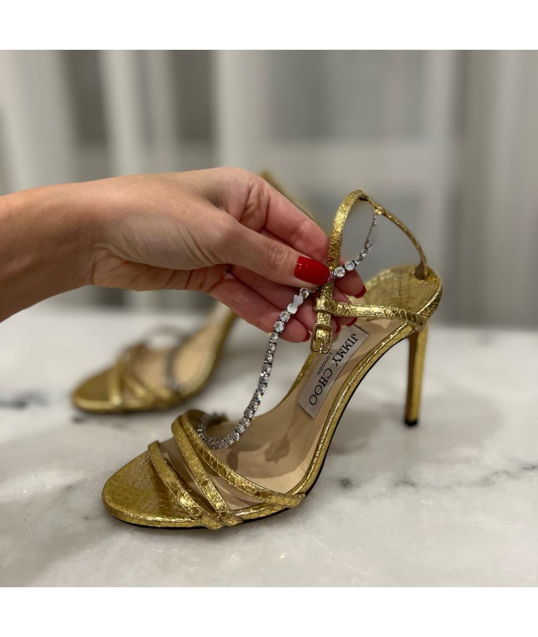 JIMMY CHOO Золотые босоножки из экзотической кожи, фото 5