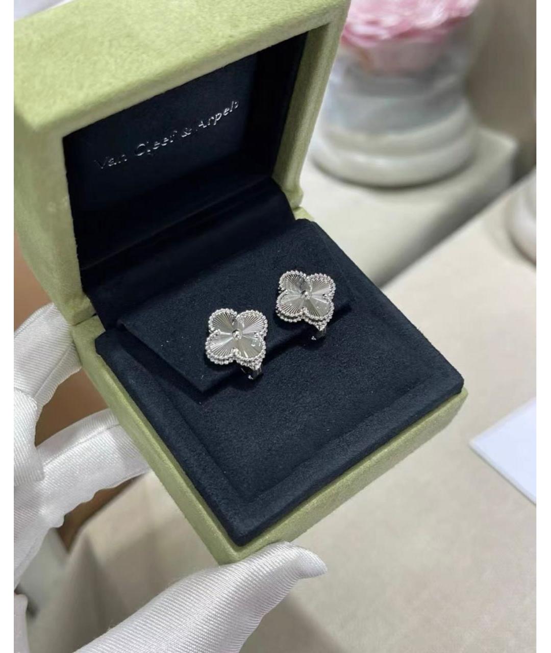 VAN CLEEF & ARPELS Серебряные серьги из белого золота, фото 3