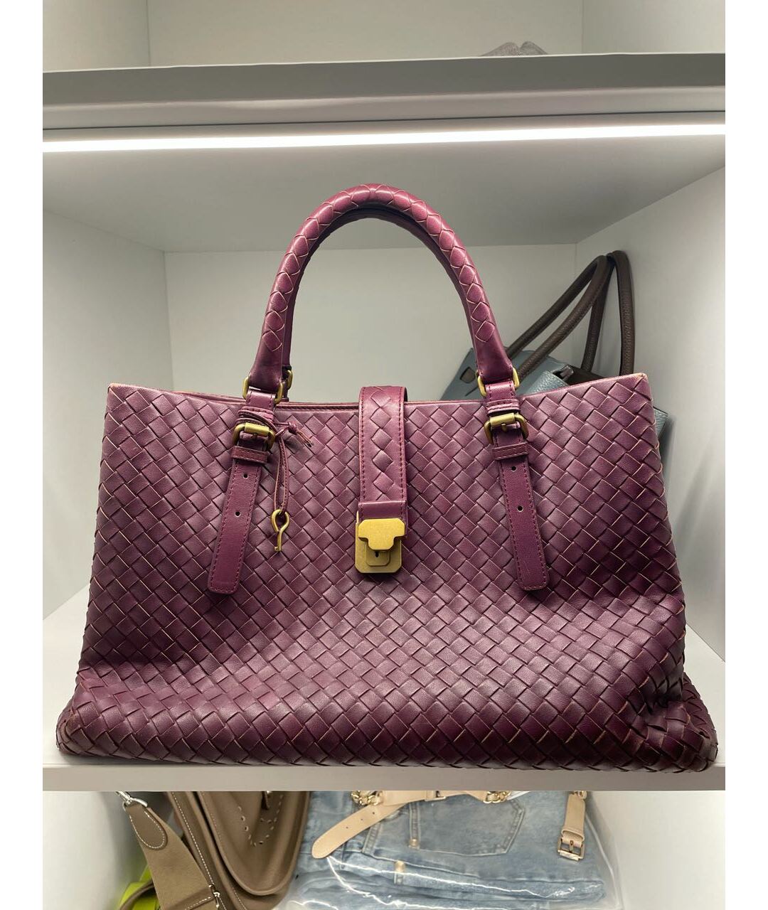 BOTTEGA VENETA Фиолетовая кожаная сумка тоут, фото 4