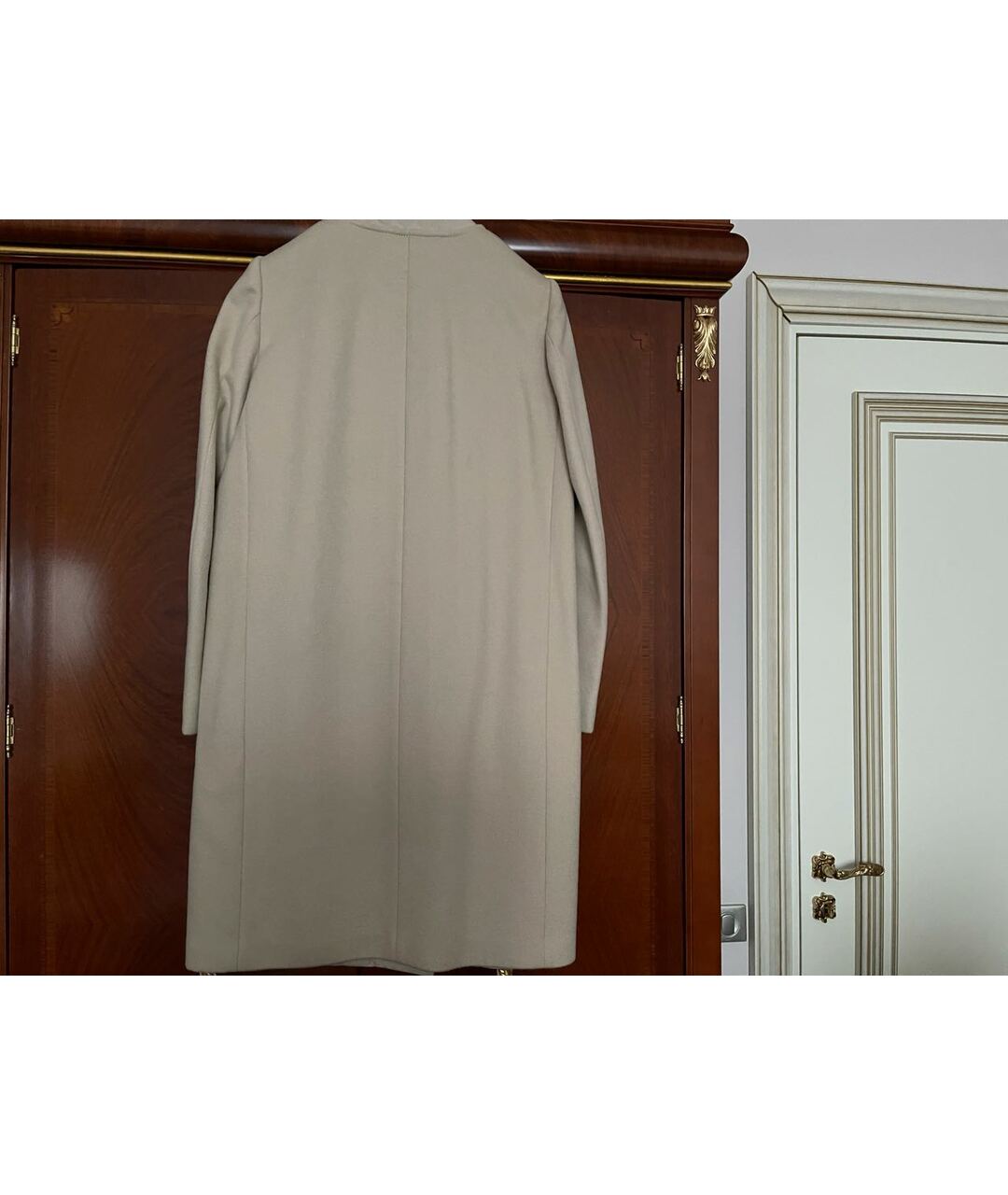 SALVATORE FERRAGAMO Бежевое шерстяное пальто, фото 2