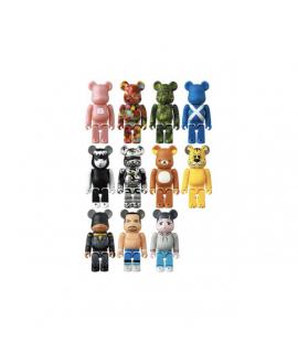 BEARBRICK Скульптура