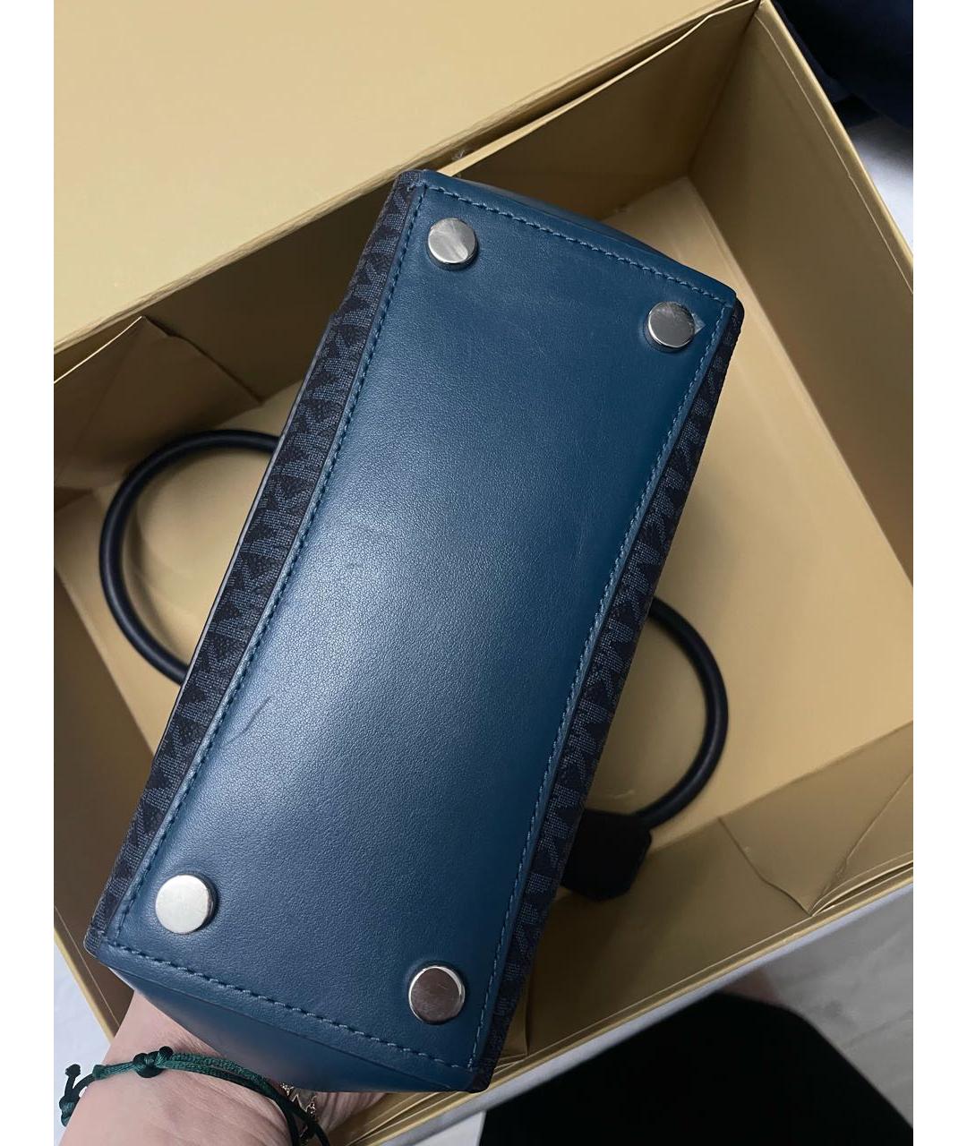 MICHAEL KORS Темно-синяя кожаная сумка с короткими ручками, фото 8