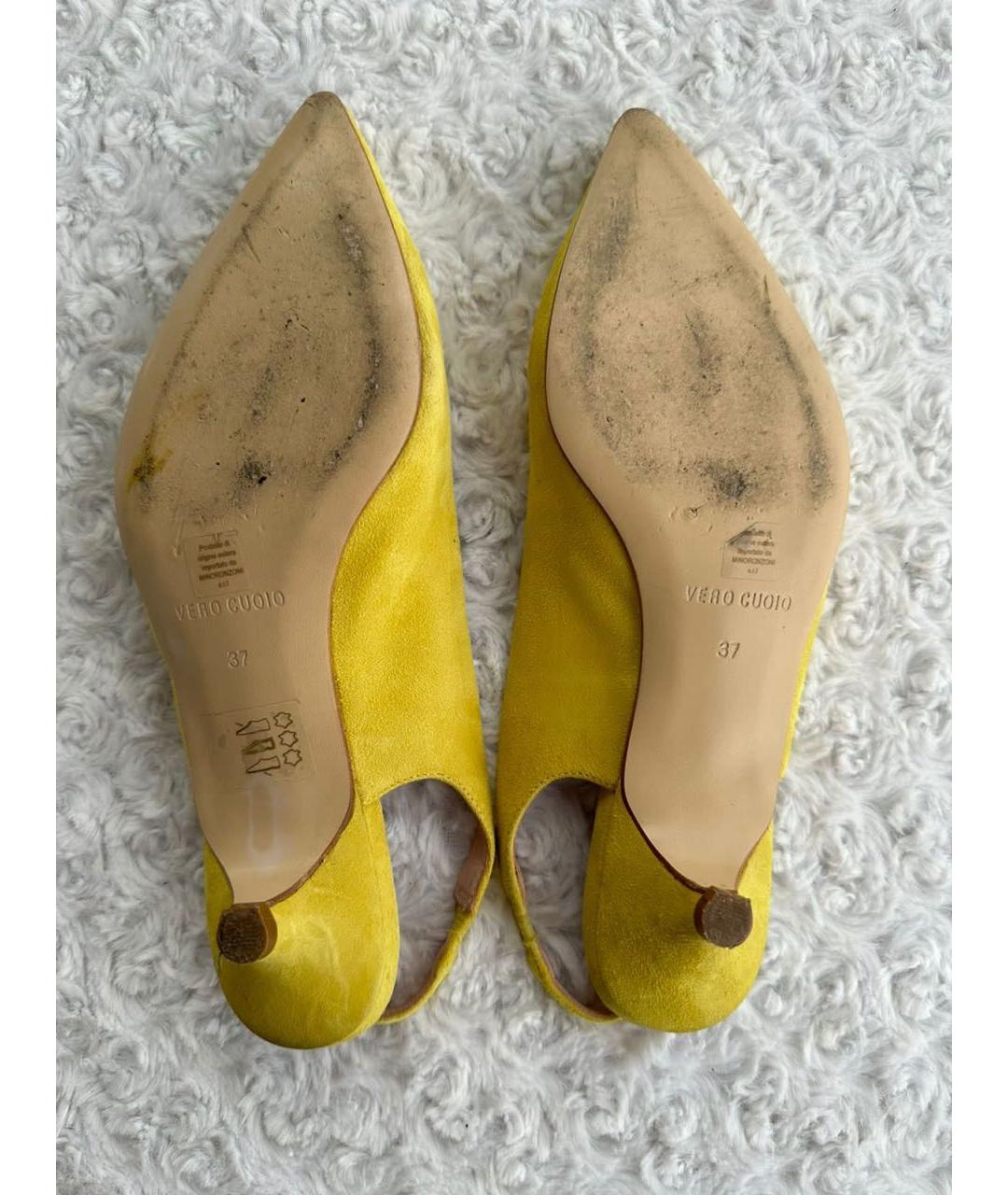 ERMANNO ERMANNO Желтые замшевые лодочки на низком каблуке, фото 8