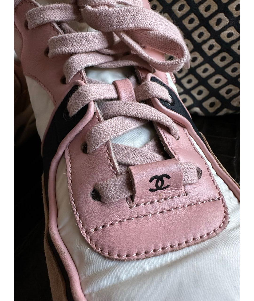 CHANEL PRE-OWNED Розовые замшевые кроссовки, фото 8