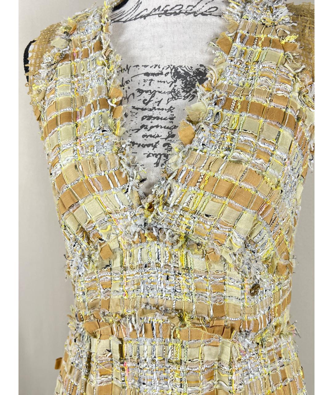 CHANEL PRE-OWNED Бежевое твидовое коктейльное платье, фото 5