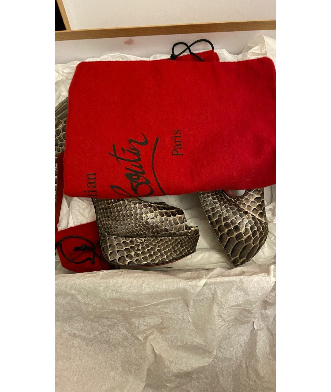 CHRISTIAN LOUBOUTIN Серые туфли из экзотической кожи, фото 5