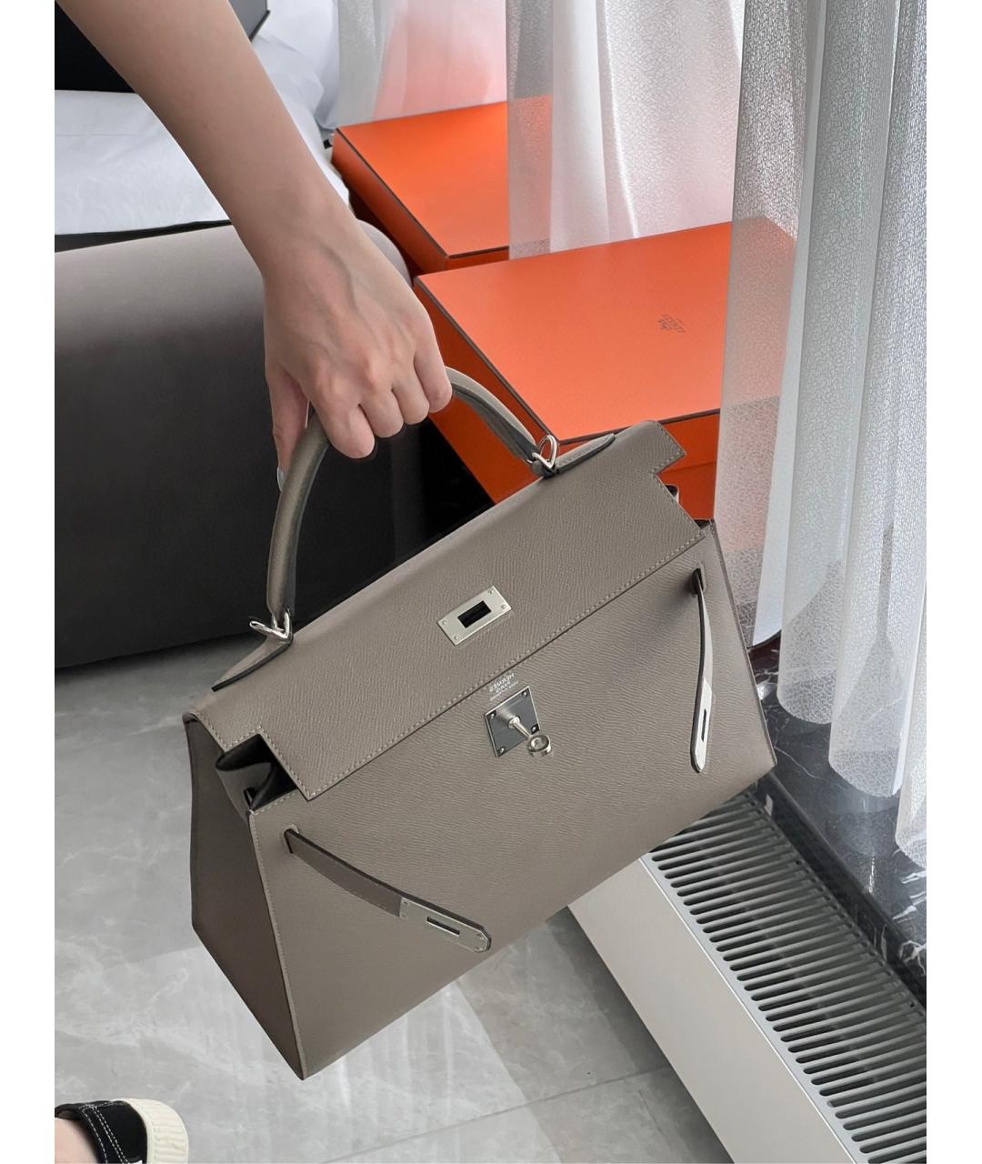 HERMES Серая кожаная сумка с короткими ручками, фото 6