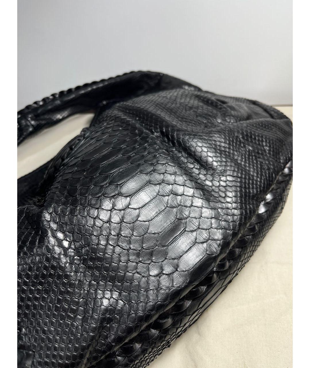 BOTTEGA VENETA Черная сумка тоут из экзотической кожи, фото 7