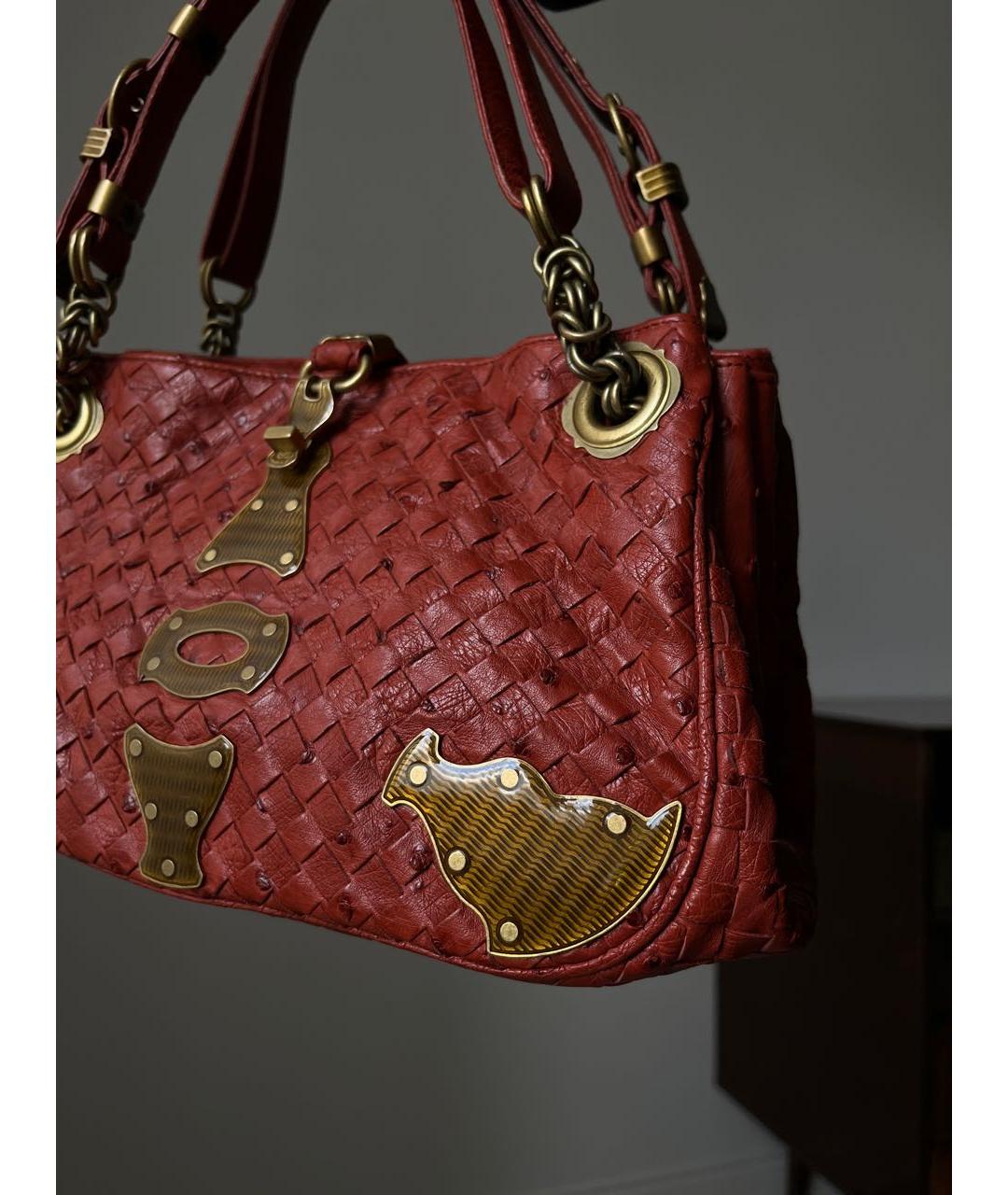 BOTTEGA VENETA Красная сумка с короткими ручками из экзотической кожи, фото 4
