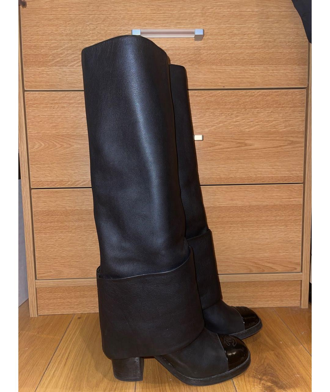 CHANEL PRE-OWNED Черные кожаные сапоги, фото 7