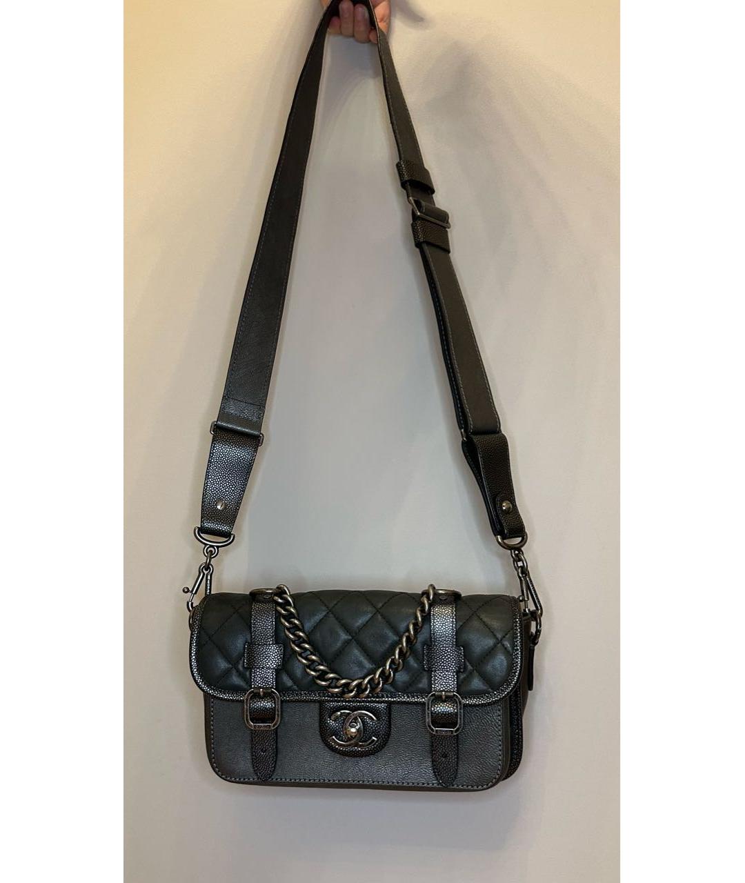 CHANEL PRE-OWNED Антрацитовая кожаная сумка через плечо, фото 4