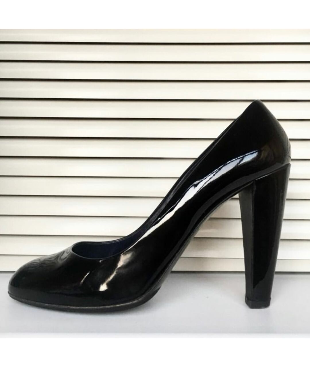 MIU MIU Черные туфли из лакированной кожи, фото 6