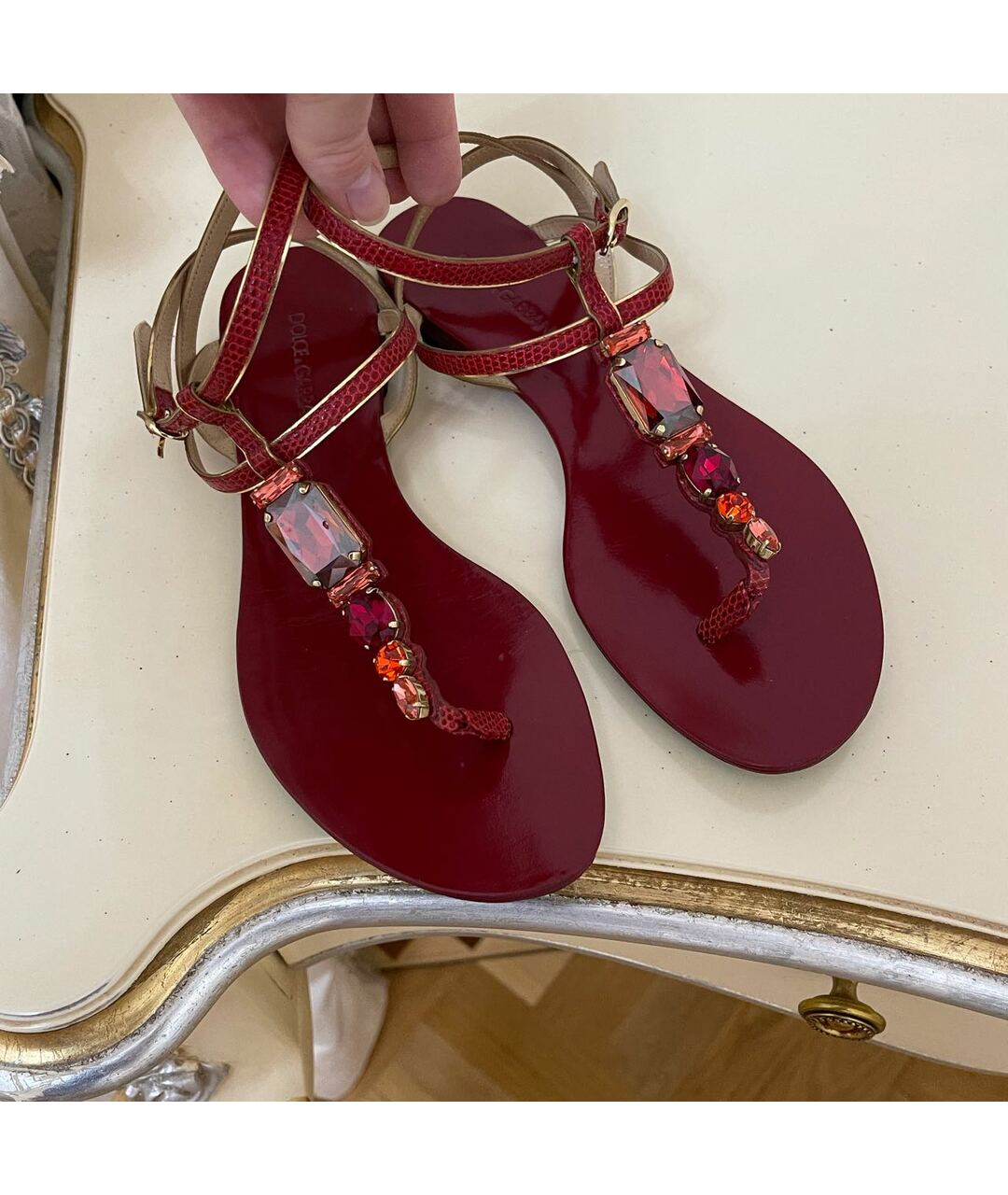 DOLCE&GABBANA Красные кожаные сандалии, фото 2