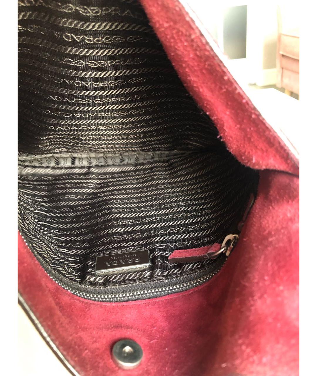 PRADA VINTAGE Бордовая замшевая сумка с короткими ручками, фото 4