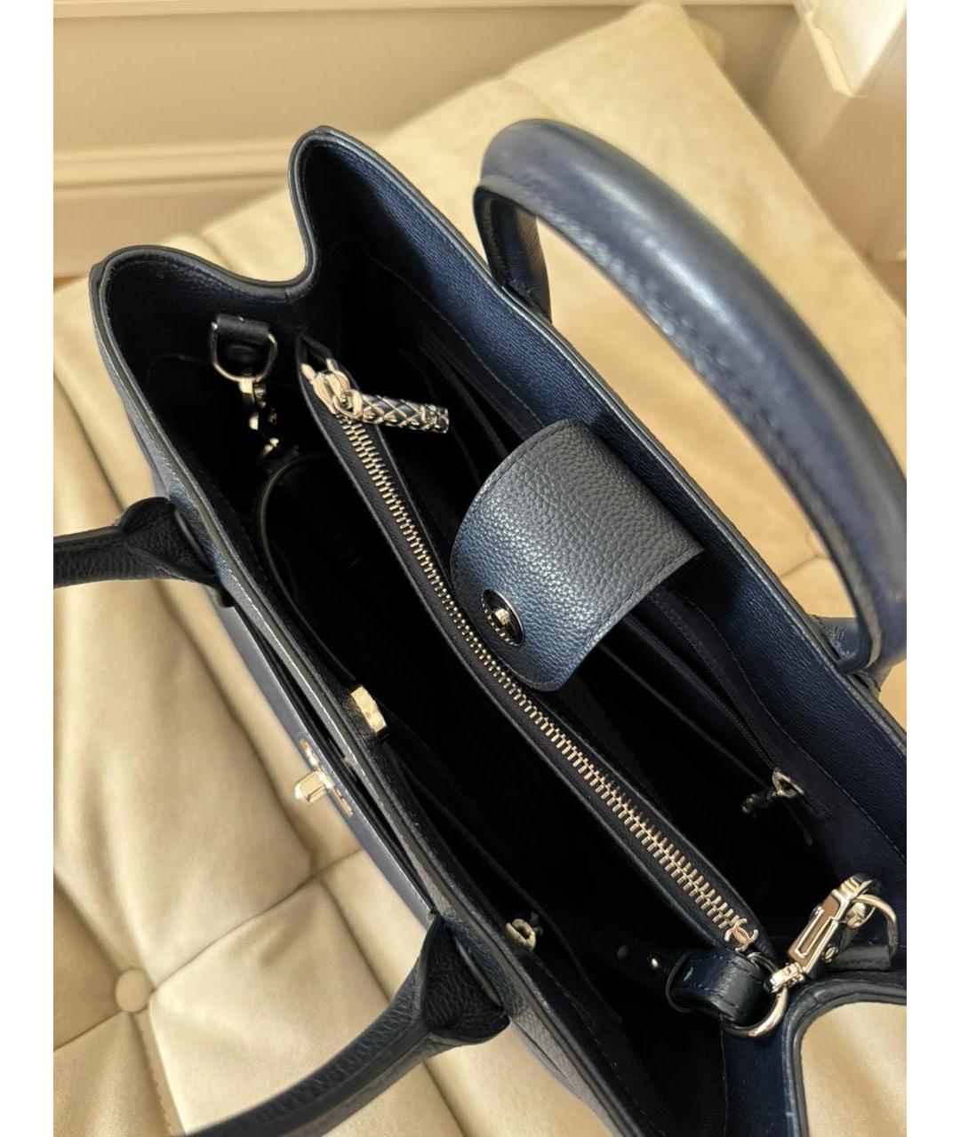 CHANEL PRE-OWNED Темно-синяя кожаная сумка с короткими ручками, фото 4