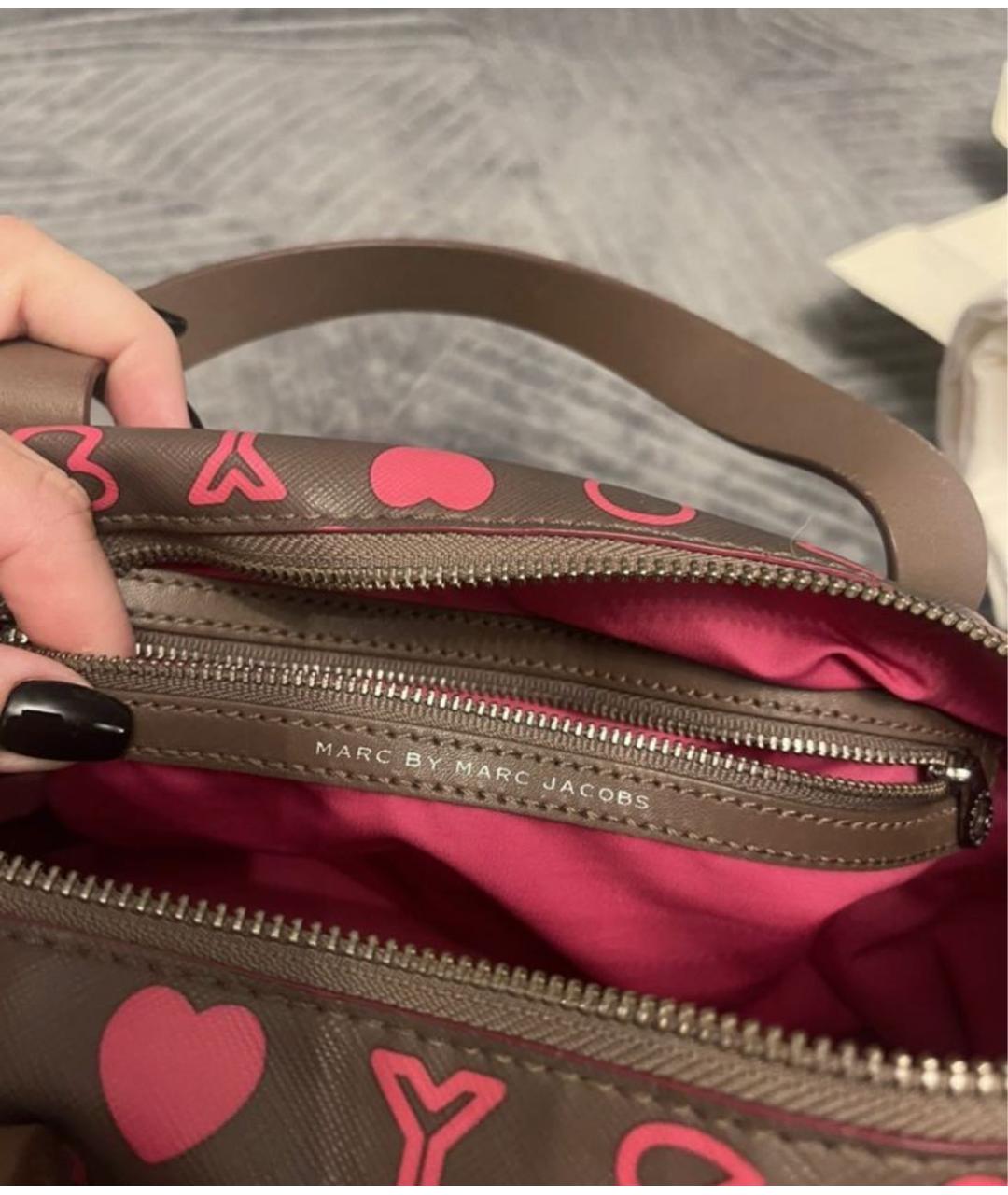 MARC BY MARC JACOBS Коричневая сумка с короткими ручками из искусственной кожи, фото 6