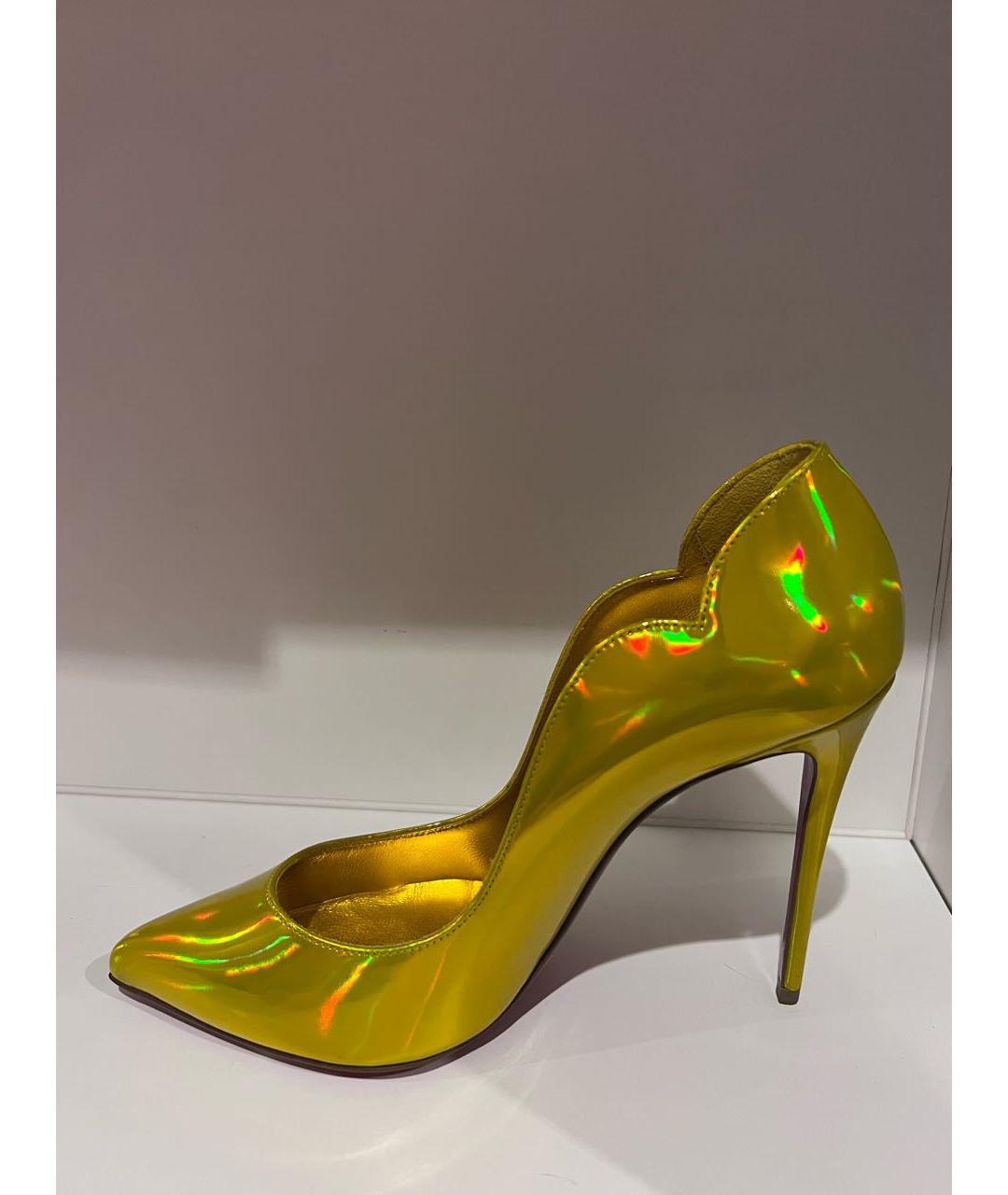 CHRISTIAN LOUBOUTIN Золотые кожаные туфли, фото 9