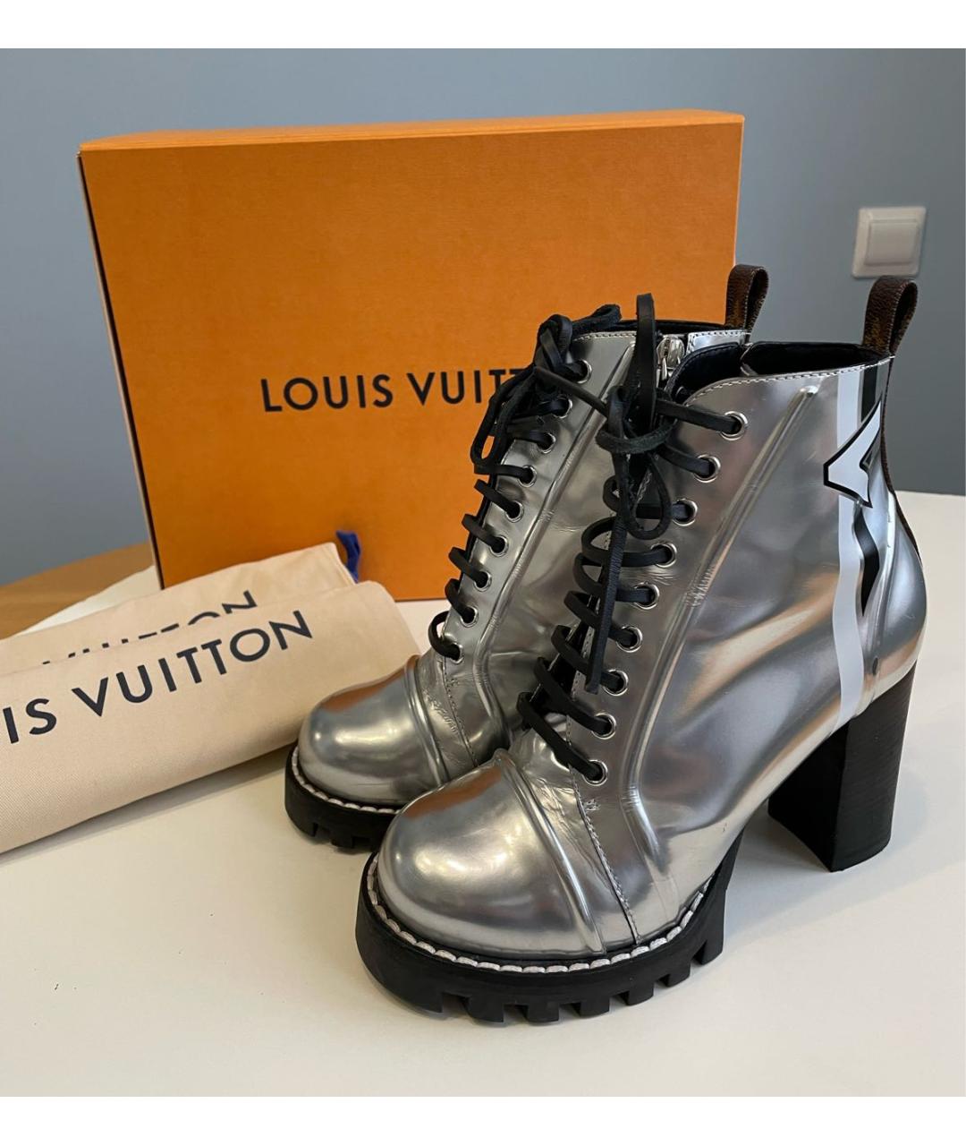 LOUIS VUITTON Серебряные кожаные ботильоны, фото 2