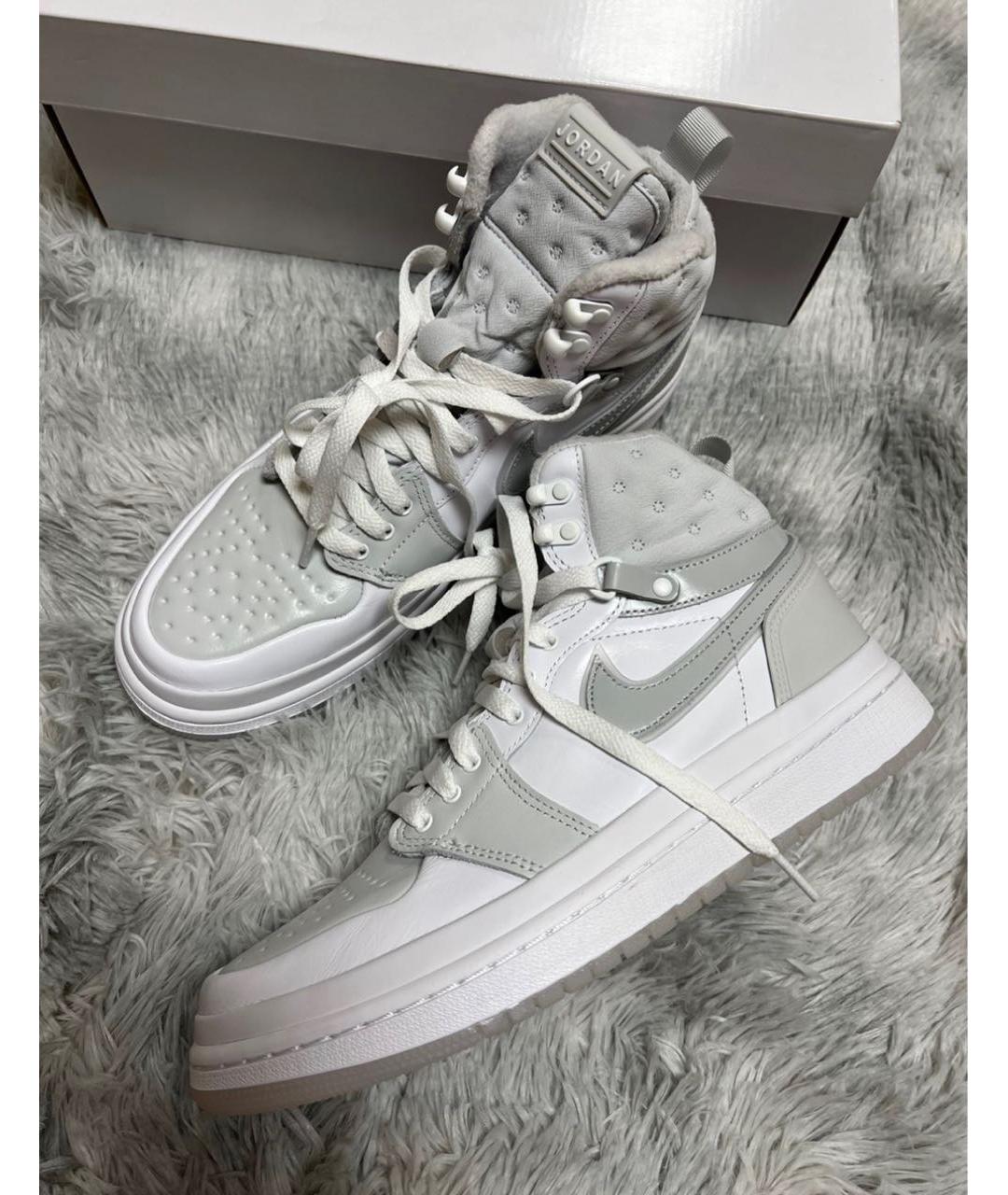 Jordan 1 mid grey white online