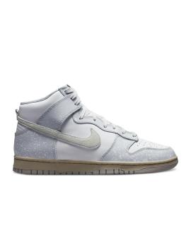 NIKE Кроссовки