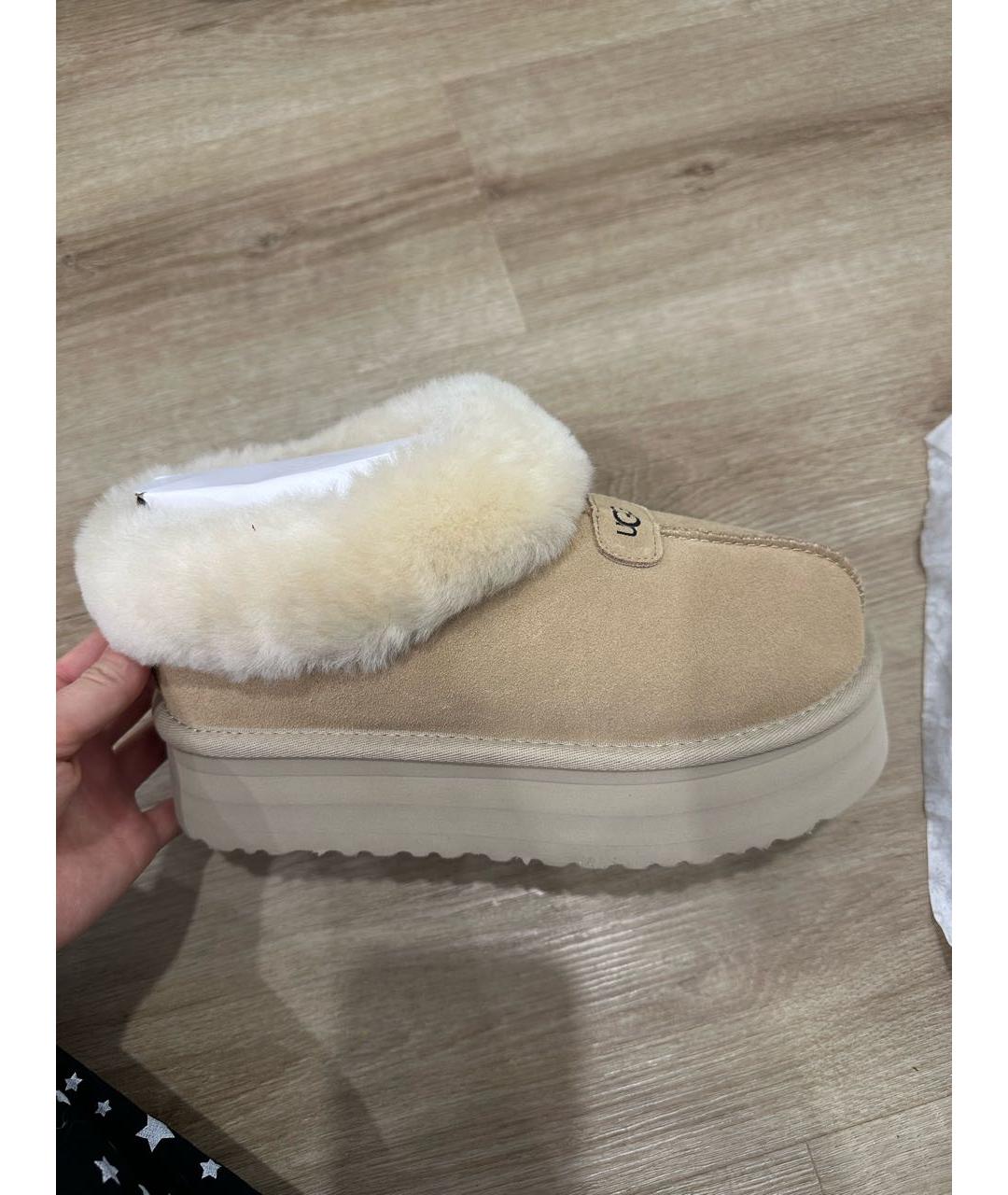UGG AUSTRALIA Бежевые нубуковые ботинки, фото 9
